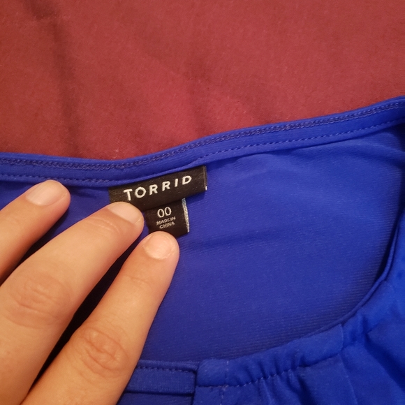 Hot Shirt2 - Picture 2 of 8